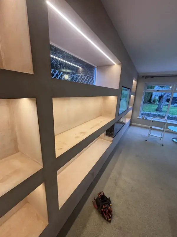 LED shelving